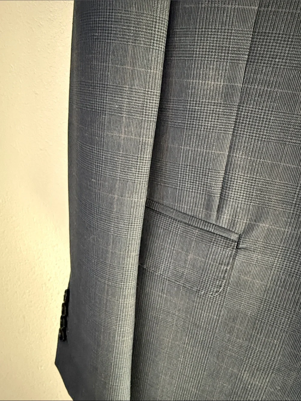 NWT Burberry Men's slim carbon blue Windowpane Two-Button Suit - US 36 R